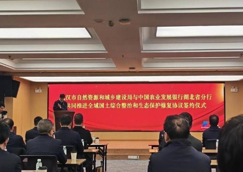 �人ȫ�������ۺ����λ�200��Ԫ��������