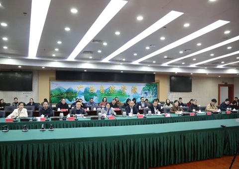 广西部署耕地；ず秃由铰袒占渥ㄏ罟婊僭旃ぷ “破局”耕林空间矛盾
